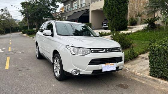 MITSUBISHI OUTLANDER 2.0 16V GASOLINA 4P AUTOMÁTICO
